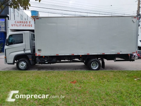 Volkswagen Delivery 11.180 Prime + Baú 2 portas