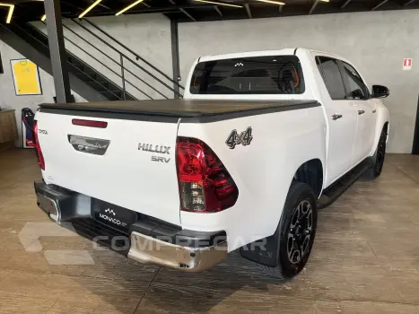 Hilux Caminhonete 2.8 16V SRV 4X4 DIESEL CABINE DUPLA AUTOMÁ