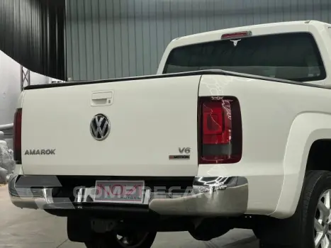 AMAROK - 3.0 V6 TDI HIGHLINE CD 4MOTION AUTOMÁTICO