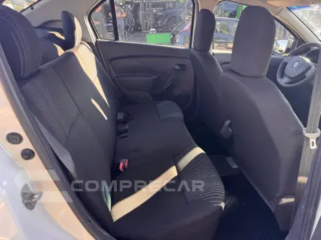 LOGAN Authentique Hi-Flex 1.0 16V 4p