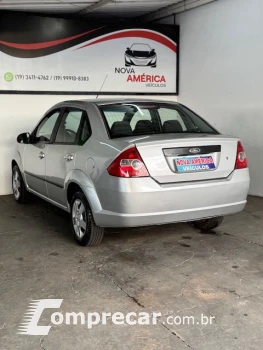 Fiesta Sed. Personnalité 1.0 8V 4p