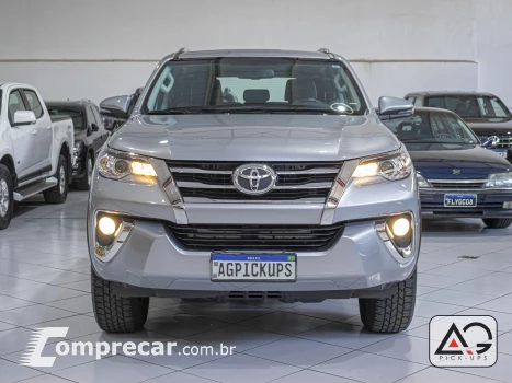 HILUX SW4 2.7 SRV 7 Lugares 4X2 16V