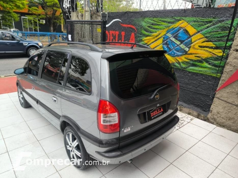 ZAFIRA 2.0 MPFI Elegance 8V