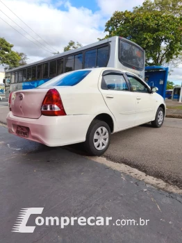 ETIOS 1.5 XS Sedan 16V