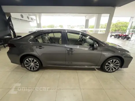 COROLLA 1.8 VVT-I Hybrid Altis Premium