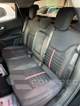TORO 1.8 16V EVO Freedom AT6