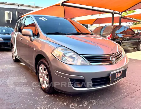 NISSAN TIIDA 1.8 S 16V 4 portas