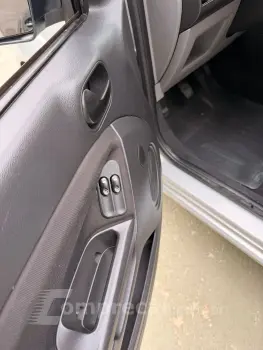 FIESTA 1.0 MPI Sedan 8V