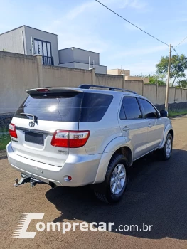 HILUX SW4 3.0 SRV 4X4 7 Lugares 16V Turbo Intercooler