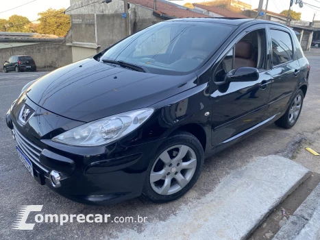 PEUGEOT 307 1.6 Soleil 16V 4 portas