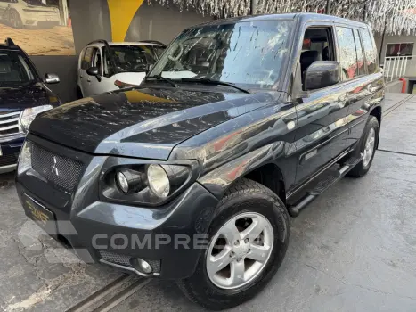Mitsubishi PAJERO TR4 2.0 4X4 16V 140CV FLEX 4P AUTOMÁTICO 4 portas