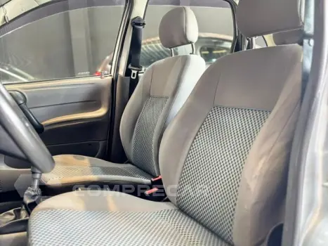 CLASSIC - 1.0 MPFI LS 8V 4P MANUAL