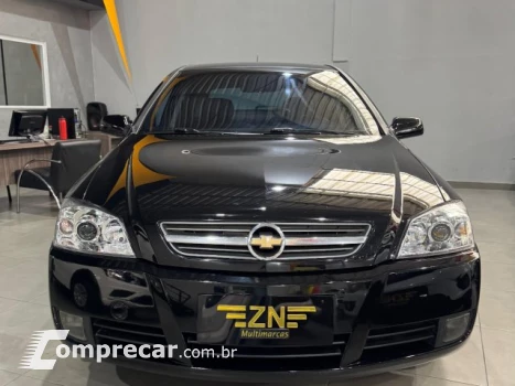 ASTRA HATCH - 2.0 MPFI ADVANTAGE 8V 4P MANUAL
