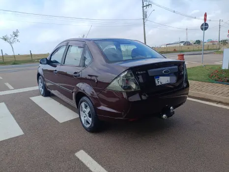 FIESTA 1.6 Rocam SE Plus Sedan 8V