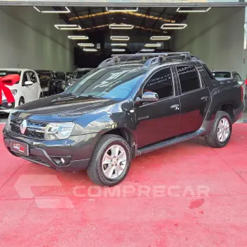 Renault DUSTER OROCH Expression 1.6 Flex 16V Mec 4 portas