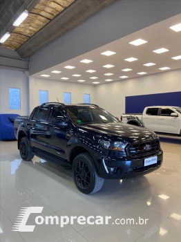 RANGER 2.2 Black 4X2 CD 16V
