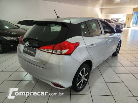 Yaris Hatch 1.5 16V 4P FLEX XS CONNECT MULTIDRIVE AUTOMÁTICO