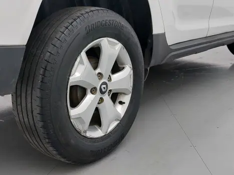 DUSTER 1.6 16V SCE FLEX INTENSE X-TRONIC