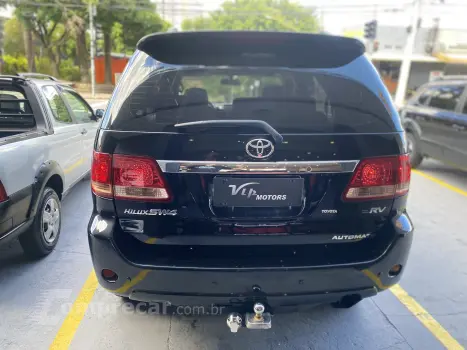 HILUX 2.8 SW4 4X4 8V