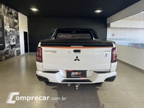 L200 TRITON 2.4 16V Turbo Sport Hpe-s CD 4X4