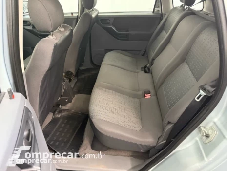 MERIVA 1.8 MPFI JOY 8V