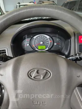 TUCSON 2.0 MPFI GL 16V 142cv 2WD