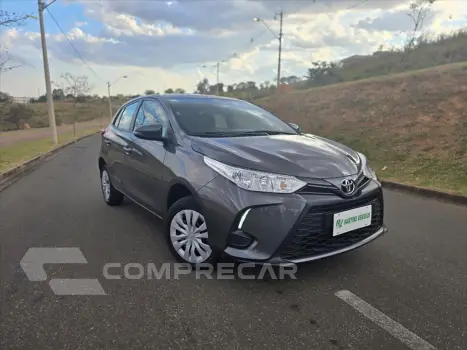 Toyota YARIS 1.5 16V FLEX XL MULTIDRIVE 4 portas