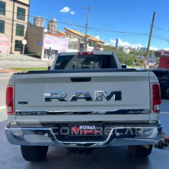 2500 6.7 I6 Turbo Laramie CD 4X4