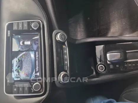 KICKS - 1.6 16V SL 4P XTRONIC