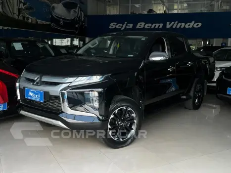 Mitsubishi L200 TRITON 2.4 16V TURBO DIESEL SPORT HPE CD 4P 4 portas