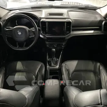 TORO 2.0 16V Turbo Freedom 4WD AT9