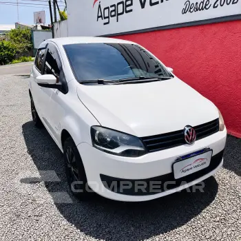 Volkswagen FOX 1.6 MI 8V 4 portas