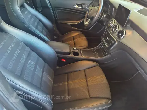 GLA 200 1.6 16V 4P FLEX CGI ADVANCE TURBO AUTOMÁTICO