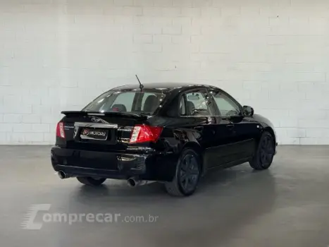 IMPREZA - 2.0 4X2 16V 4P AUTOMÁTICO