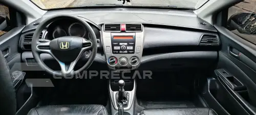 CITY 1.5 LX Sedan 16V