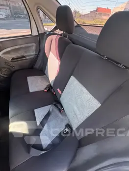 Fiesta Class sedan 1.6 Completo
