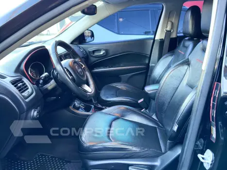 COMPASS 2.0 16V DIESEL TRAILHAWK 4X4 AUTOMÁTICO