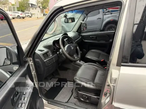 Pajero TR4 2.0 Flex 16V 4X2 Aut.