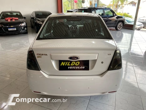 FIESTA 1.6 Rocam SE Sedan 8V
