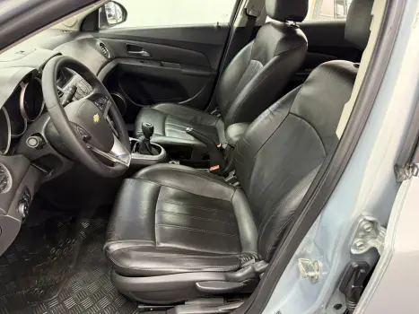 CRUZE LT 1.8 16V FlexPower 4p Mec.