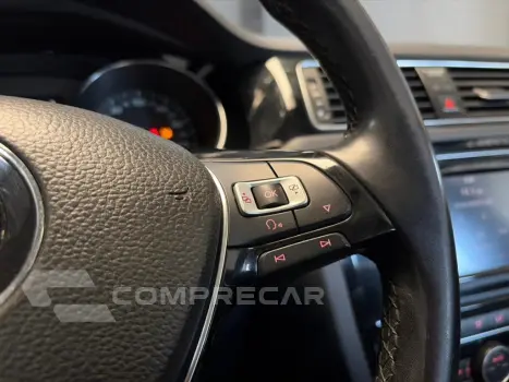 JETTA 2.0 TSI HIGHLINE 211CV GASOLINA 4P TIPTRONIC