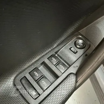 TRACKER 1.0 Turbo 12V Flex Aut.