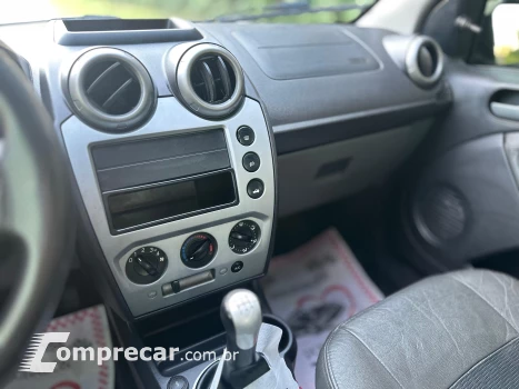 FIESTA 1.6 SE Sedan 16V