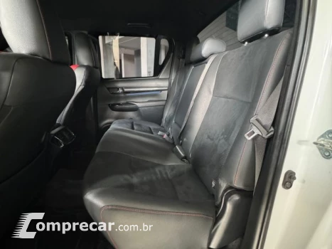 HILUX - 2.8 D-4D TURBO CD GR-S 4X4 AUTOMÁTICO