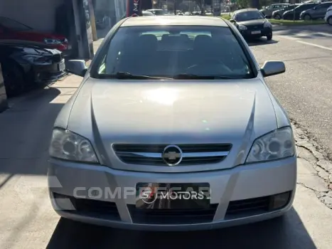 ASTRA HATCH - 2.0 MPFI ADVANTAGE 8V 4P MANUAL