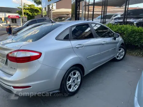 FIESTA 1.6 SE Plus Sedan 16V