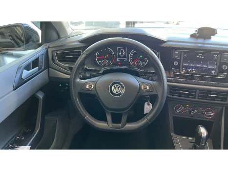 Volkswagen POLO 1.0 200 TSI COMFORTLINE AUTOMATICO 4 portas