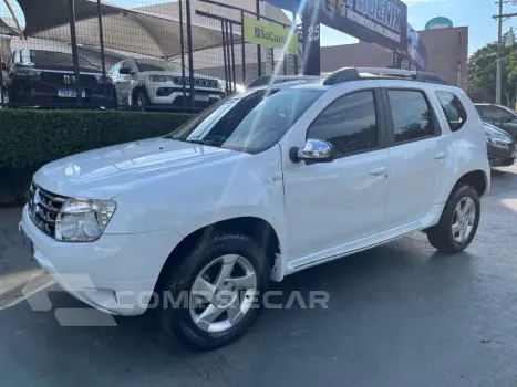 Renault DUSTER 2.0 Dynamique 4X2 16V 4 portas