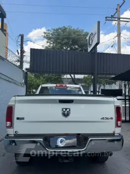 2500 6.7 I6 Turbo Laramie CD 4X4