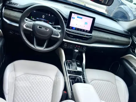 COMMANDER 1.3 T270 TURBO FLEX OVERLAND AT6